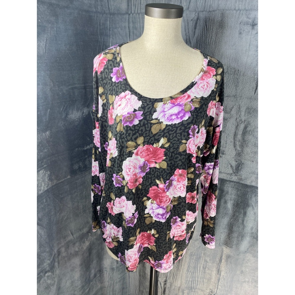 Torrid Womens 2X Super‎ Soft Top Crew Neck 3/4 Sleeve Stretch T Shirt Tee Floral